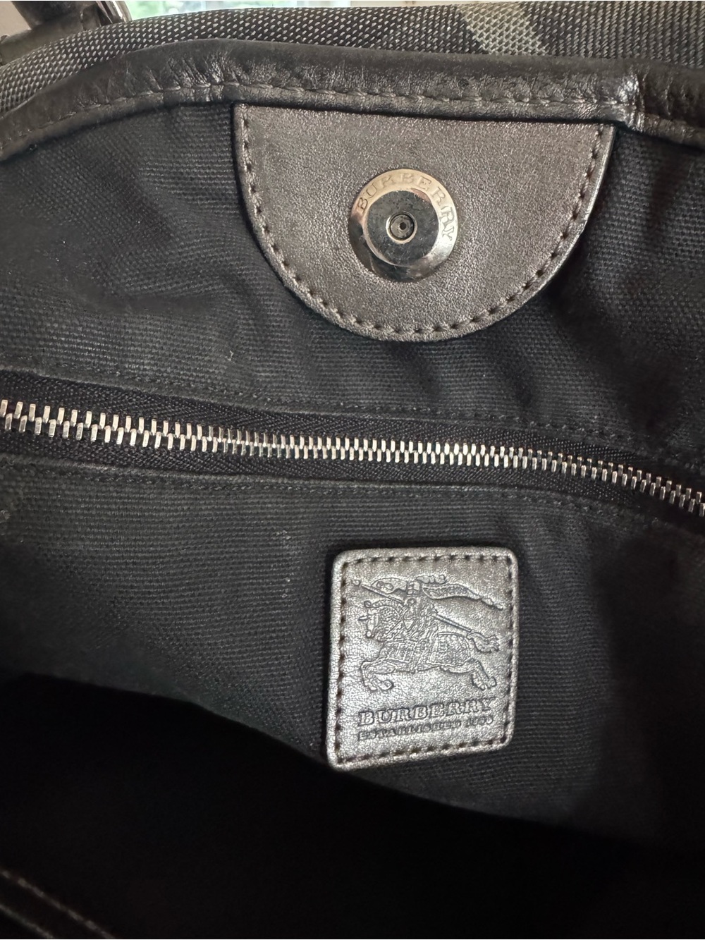 Vintage Burberry Nova Check Haymarket Tote Gray Bag Metallic Leather Trim - Picture 4 of 14
